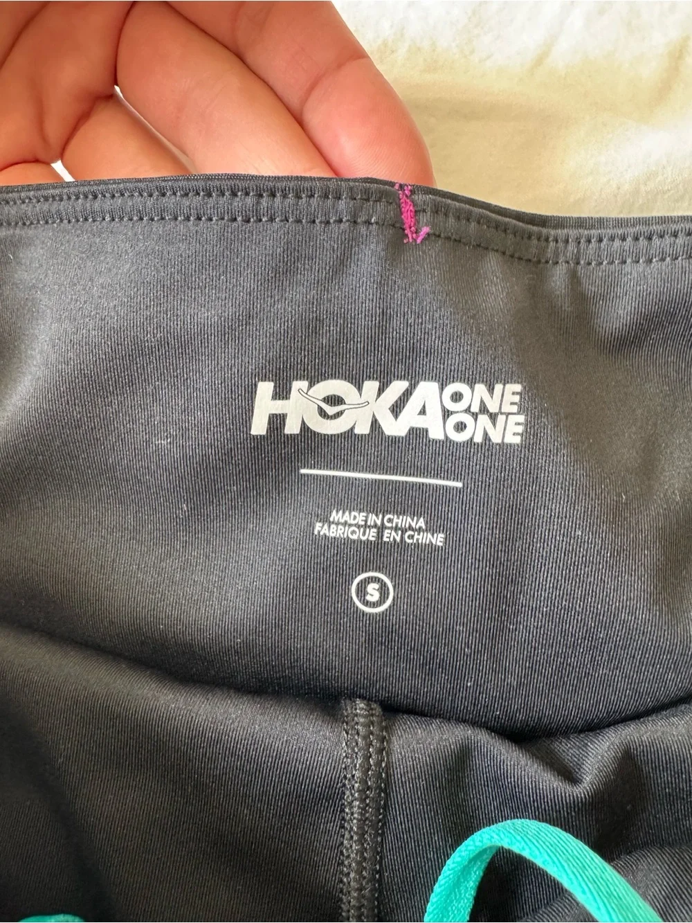 HOKA Mizi Hike Skort - Picture 3 of 4